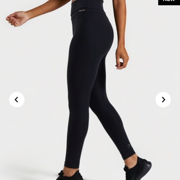 ❌SOLD❌ Gymshark x Whitney Simmons Leggings - Picture 2 of 5